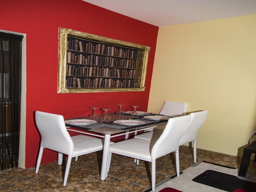 Apart Hotel Kalonis Skopje Bagian luar foto