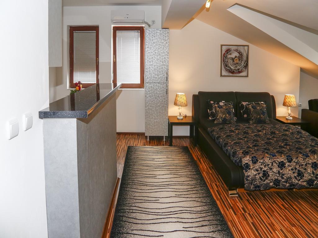 Apart Hotel Kalonis Skopje Ruang foto