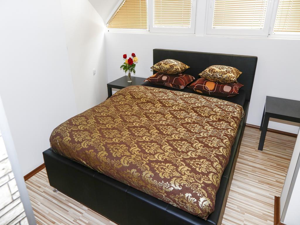 Apart Hotel Kalonis Skopje Ruang foto